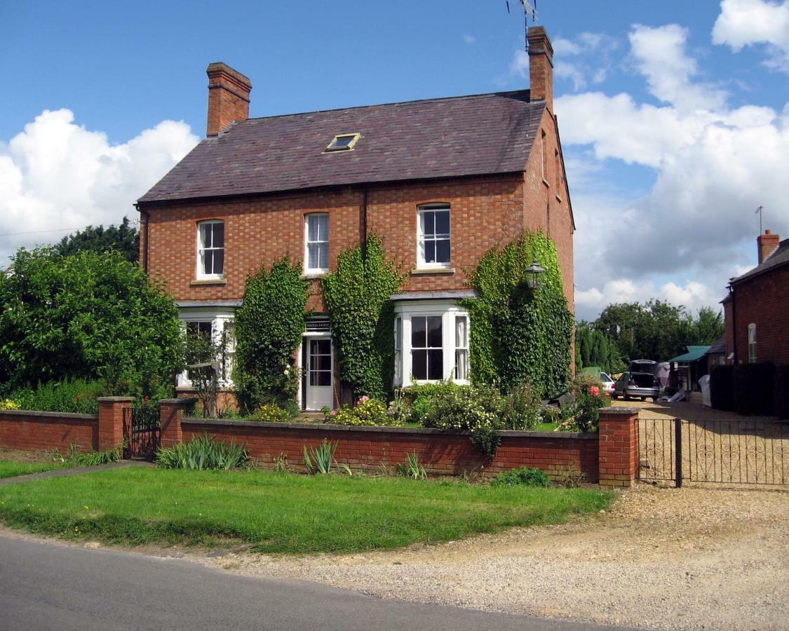 Bed and Breakfast Winton House Stratford-upon-Avon Exterior foto
